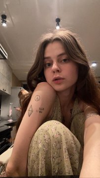 onehellofagirl de Haute-Garonne, France